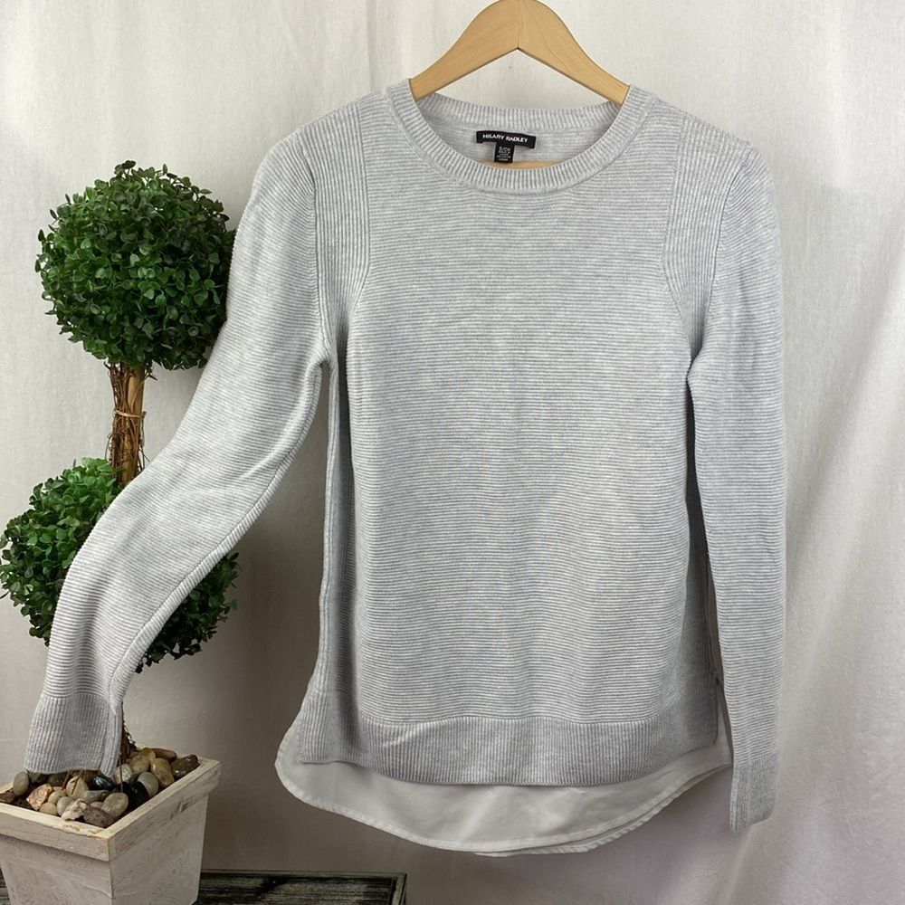 Hillary Radley Gray & White Striped Long Sleeve Crewneck Knit Sweater S